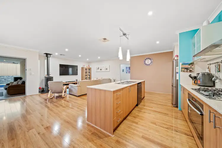 Sixth view of Homely house listing, 15 Triumph Approach, Aubin Grove WA 6164