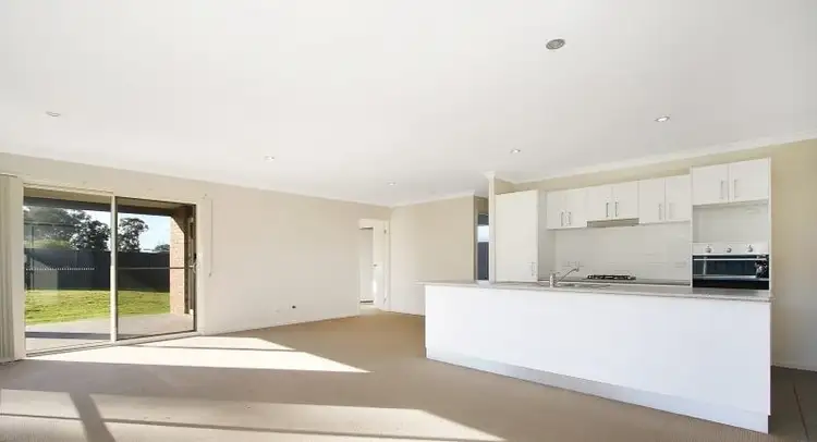 Second view of Homely house listing, 25 Gabrielle Court, Lavington NSW 2641