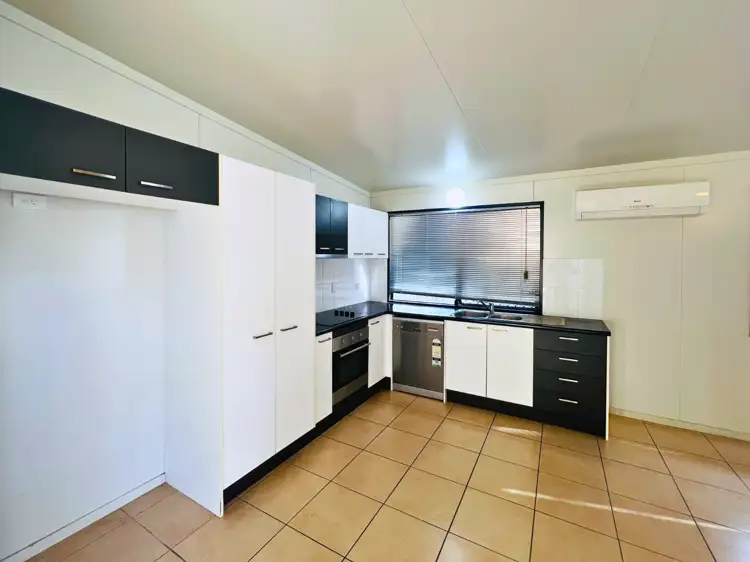 Sixth view of Homely townhouse listing, 67/73 Centenary Drive North, Middlemount QLD 4746