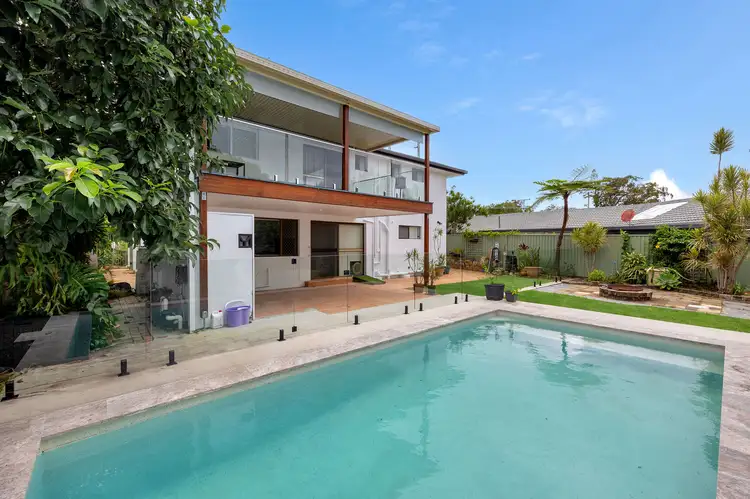 238 Oxley Drive, Coombabah QLD 4216