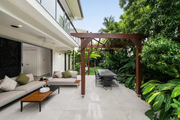 18 Vantage Drive, Yaroomba QLD 4573