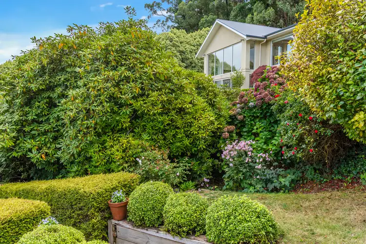 17 Wynn Avenue, Mount Macedon VIC 3441