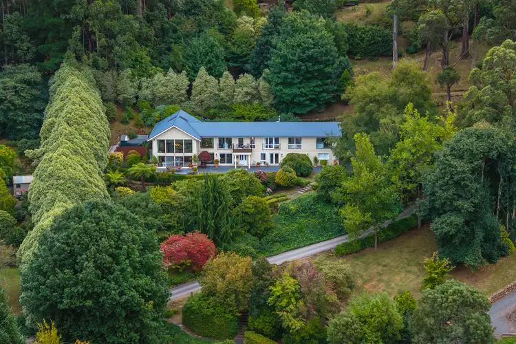 17 Wynn Avenue, Mount Macedon VIC 3441