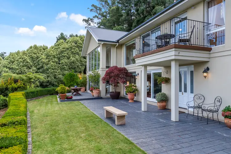 17 Wynn Avenue, Mount Macedon VIC 3441