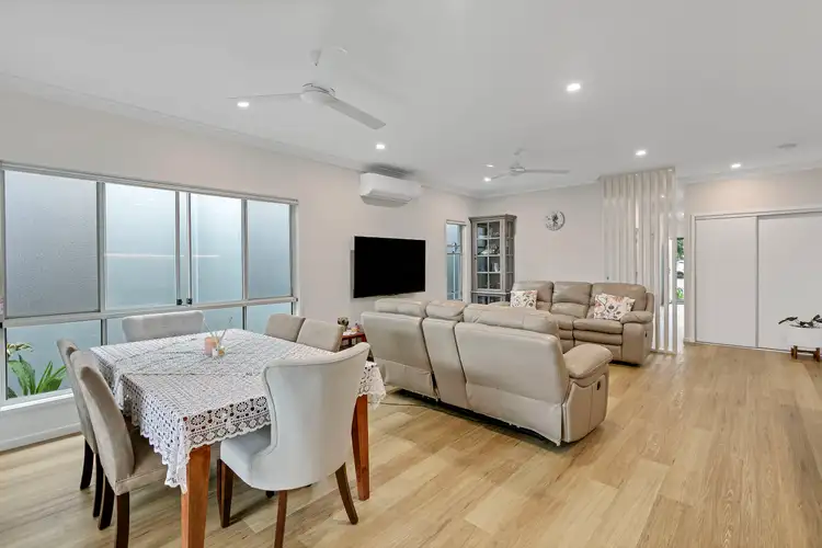 208/25 Banya Avenue, Nirimba QLD 4551