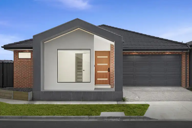 9 Molesworth Crescent, Donnybrook VIC 3064