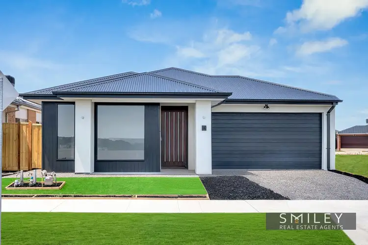 79 curbridge drive, Donnybrook VIC 3064