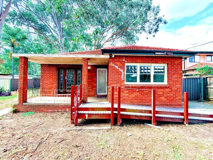 62 Kent Street, Minto NSW 2566