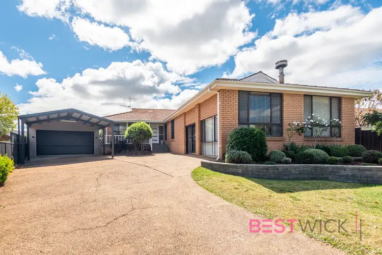 15 Bullock Place, Kelso NSW 2795