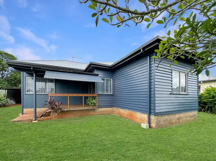 16 Walker Street, Kairi QLD 4872