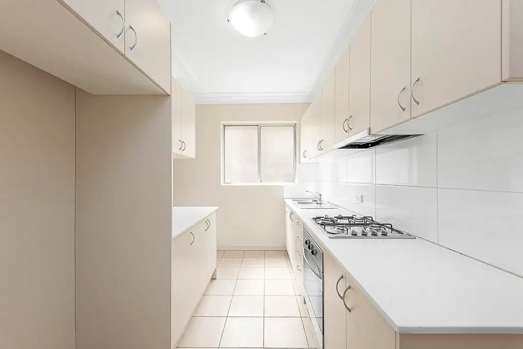 Main view of Homely unit listing, 2/59 Carr Street, Coogee NSW 2034
