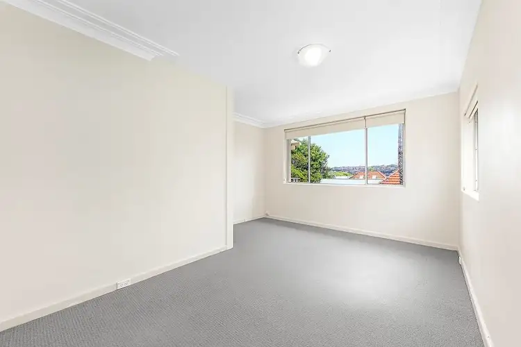 Third view of Homely unit listing, 2/59 Carr Street, Coogee NSW 2034