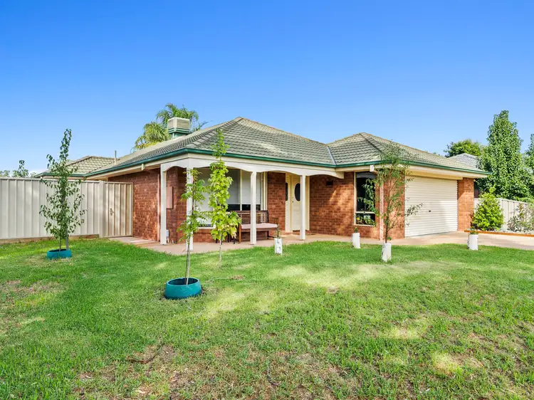 15 Calaway Street, Tocumwal NSW 2714