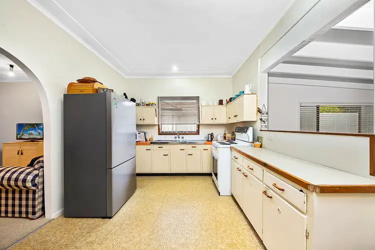 Main view of Homely apartment listing, 3/1 Howie Avenue, Cronulla NSW 2230