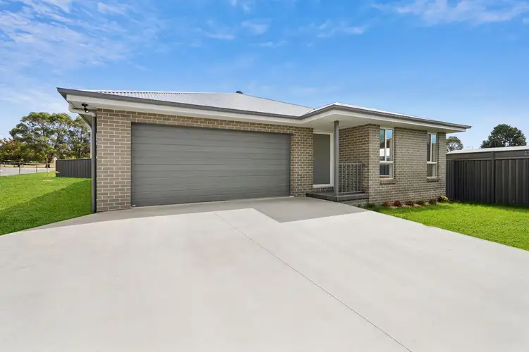 1 Leonard Place, Crookwell NSW 2583