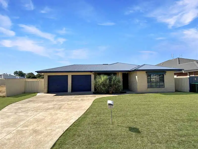 Main view of Homely house listing, 4 Dunstan Close, Forbes NSW 2871