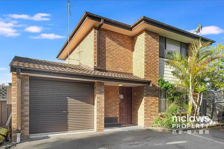 30A Keats Avenue