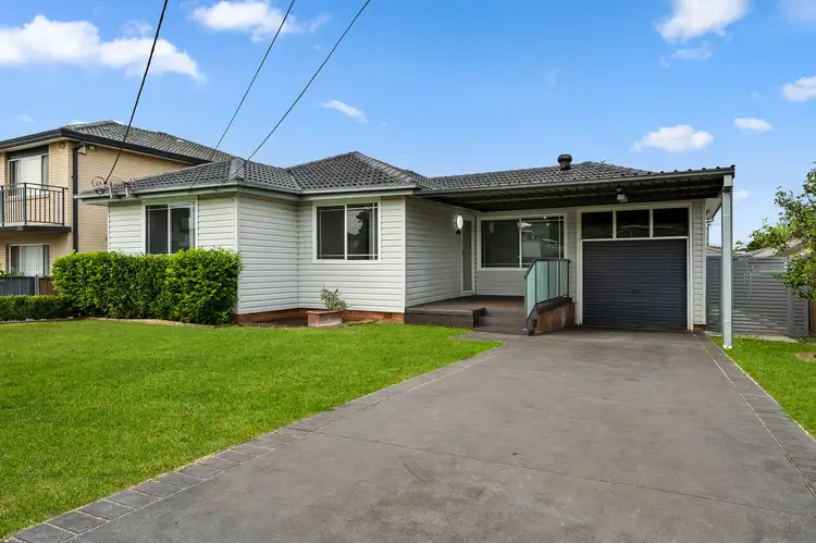 4 Frome Street, Fairfield West NSW 2165