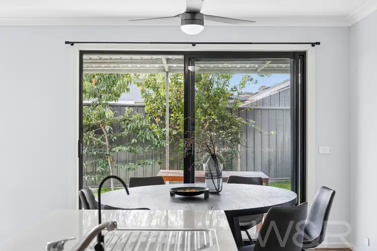 18 Emperor Way, Onkaparinga Heights SA 5163