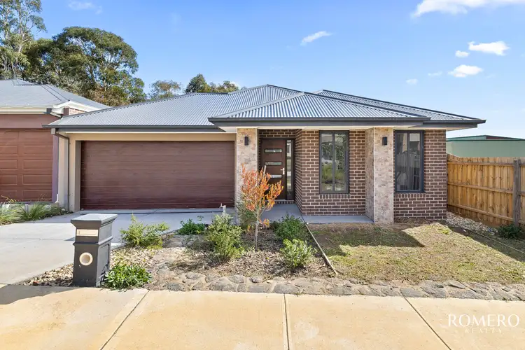 3 Elm Tree Place