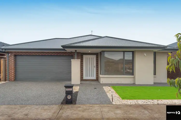 6 Landon Street, Thornhill Park VIC 3335
