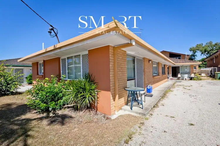 1/20 Parneno Street, Chevron Island QLD 4217