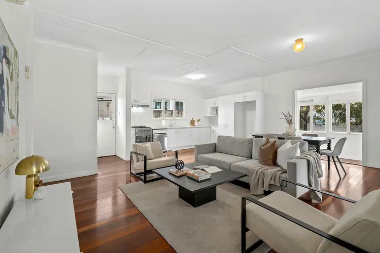 130 Fifth Avenue, Balmoral QLD 4171