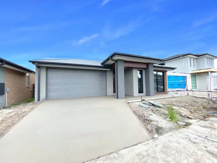 Second view of Homely house listing, 15 Dandy Place, Cranbourne South VIC 3977