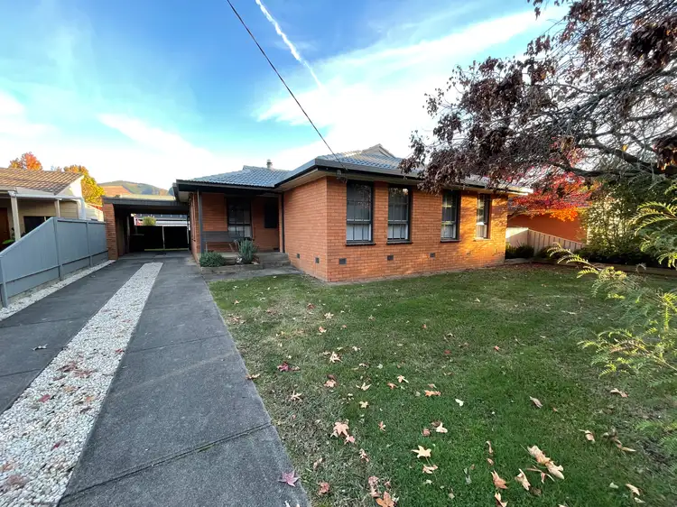 42 Mountbatten Avenue, Bright VIC 3741