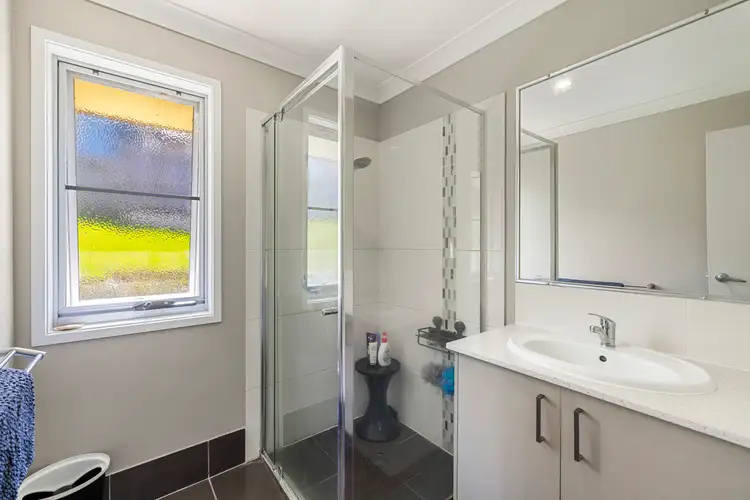 Sixth view of Homely semi-detached listing, 28 Alpine Court, Cranley QLD 4350
