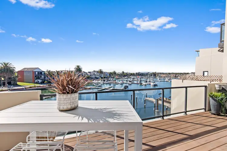 34/117 McLeod Road, Patterson Lakes VIC 3197