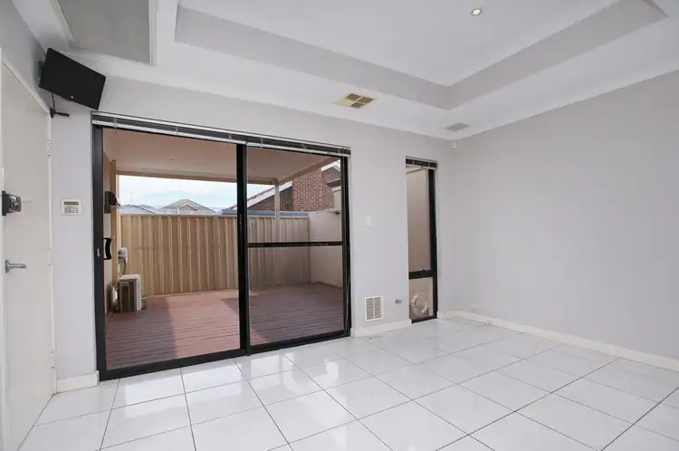 Seventh view of Homely townhouse listing, 13A Robertsbridge Road, Nollamara WA 6061