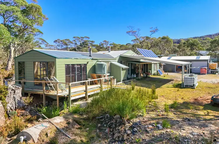 9 Johnstone Road, Doctors Point TAS 7304