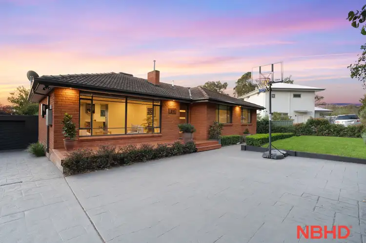 319 Antill Street, Watson ACT 2602