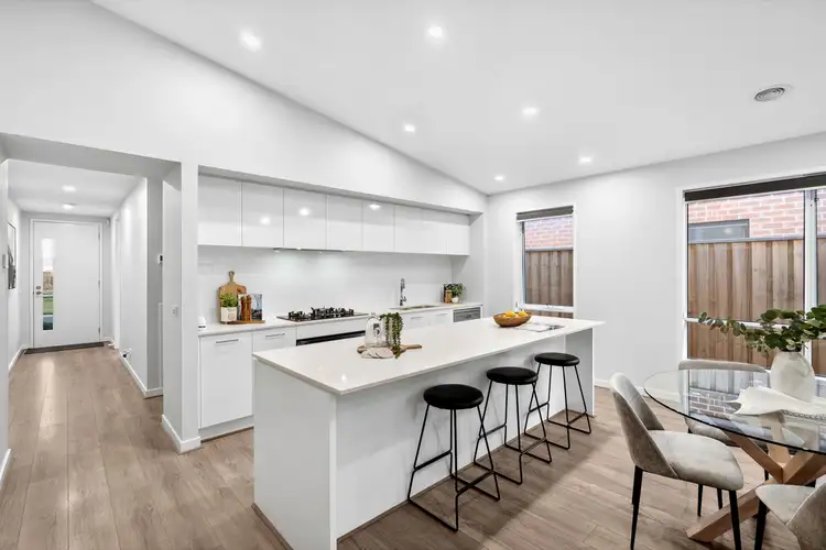 39 Flanagan Close, Armstrong Creek VIC 3217