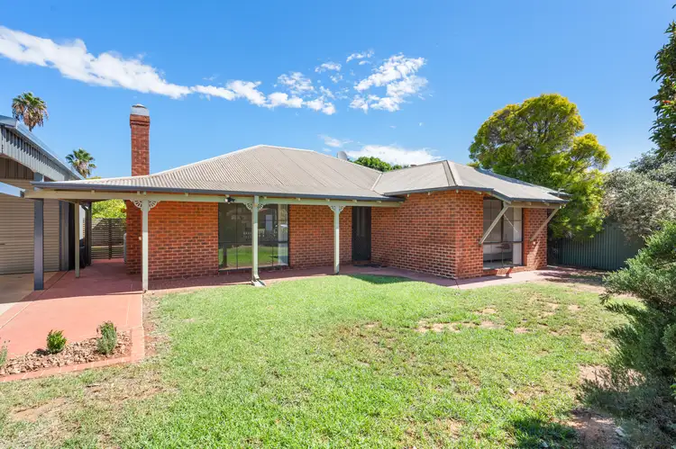 7 De Bernales Street, Hannans WA 6430