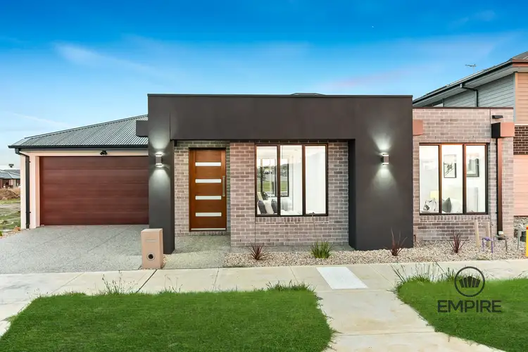 17 Frodo Cct, Clyde VIC 3978