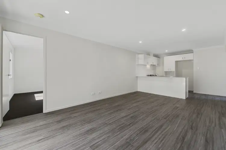1/70 BRENTWOOD DRIVE, Ebbw Vale QLD 4304