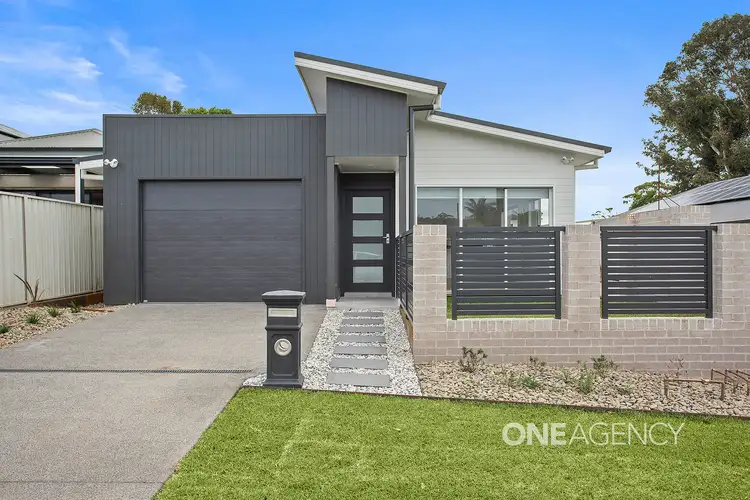 1/18 Parkes Street, Oak Flats NSW 2529