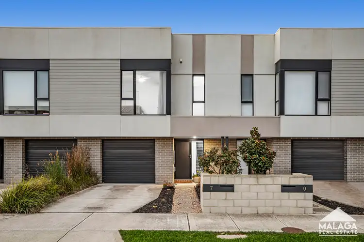 7 Aldea Crescent, Avondale Heights VIC 3034