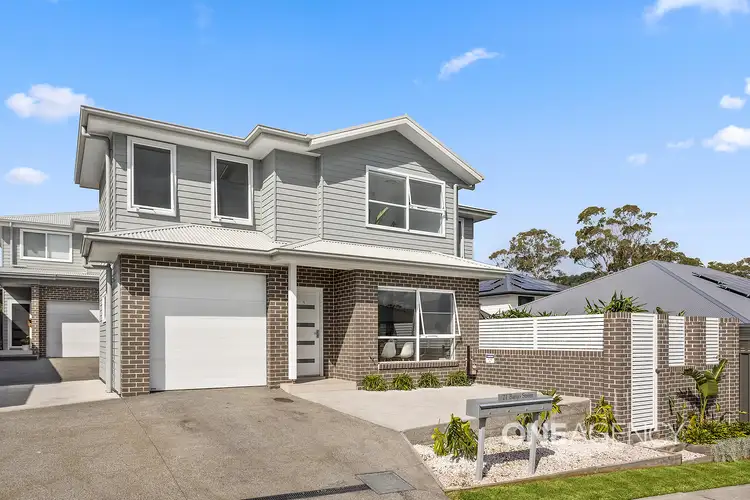 Main view of Homely townhouse listing, 1/21 Banjo Street, Albion Park NSW 2527
