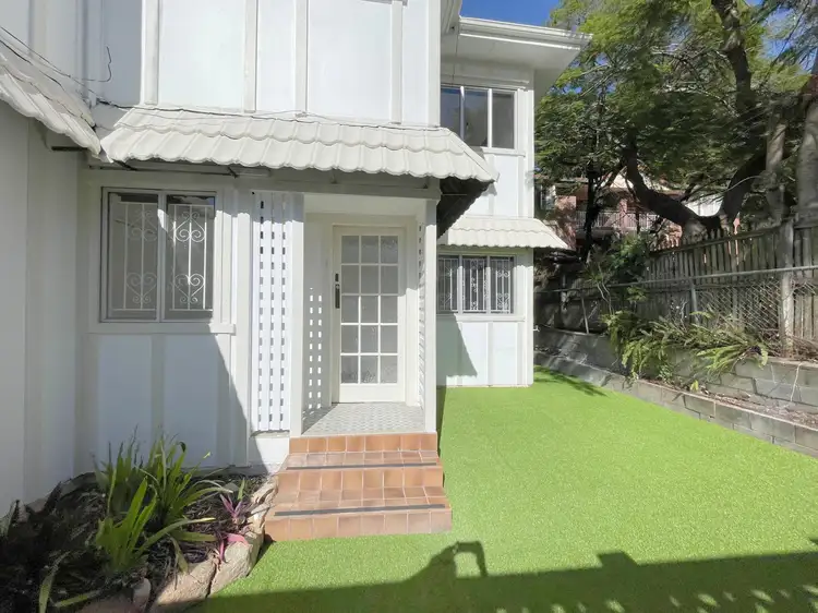 4/1 Hazel Street, New Farm QLD 4005