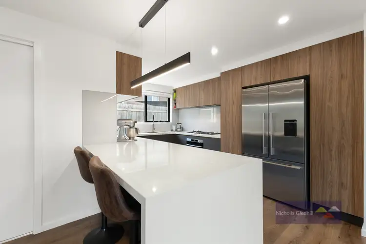 Second view of Homely house listing, 2 Peckover Court, Endeavour Hills VIC 3802
