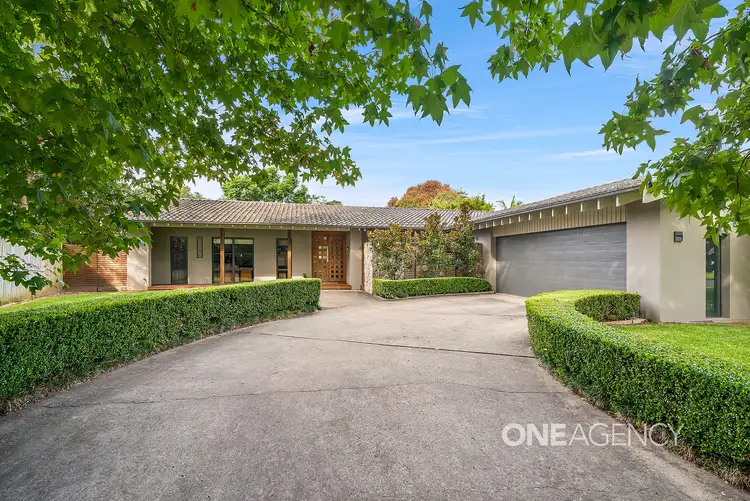 2 Lyrebird Drive, Nowra NSW 2541