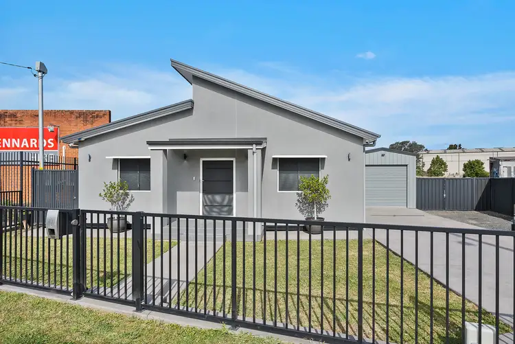 89 Princes Highway, Unanderra NSW 2526