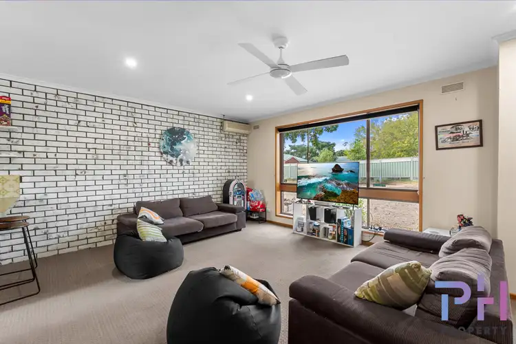 2/572 Napier Street, White Hills VIC 3550
