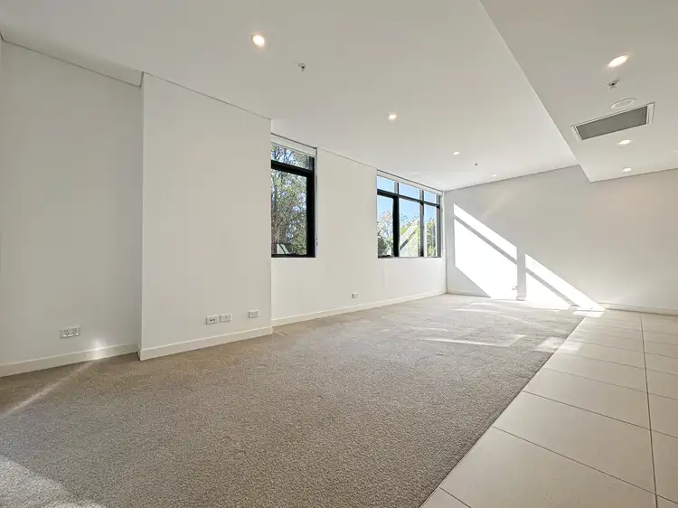 2Bed/53 Nancarrow Ave, Meadowbank NSW 2114