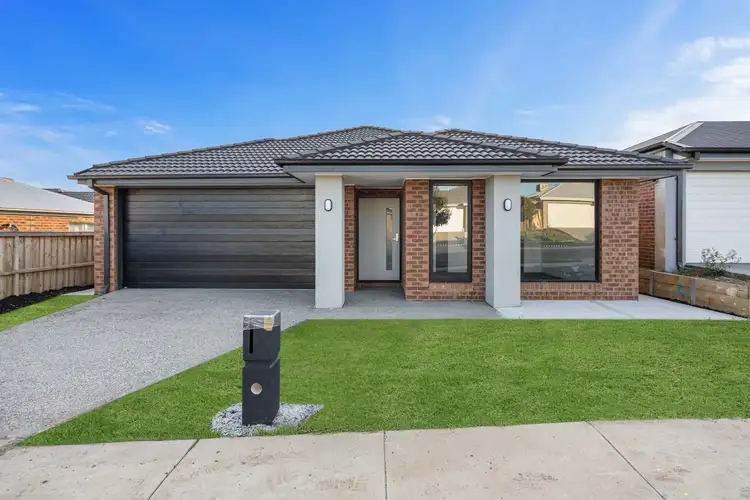 5 Tahoe Avenue, Winter Valley VIC 3358