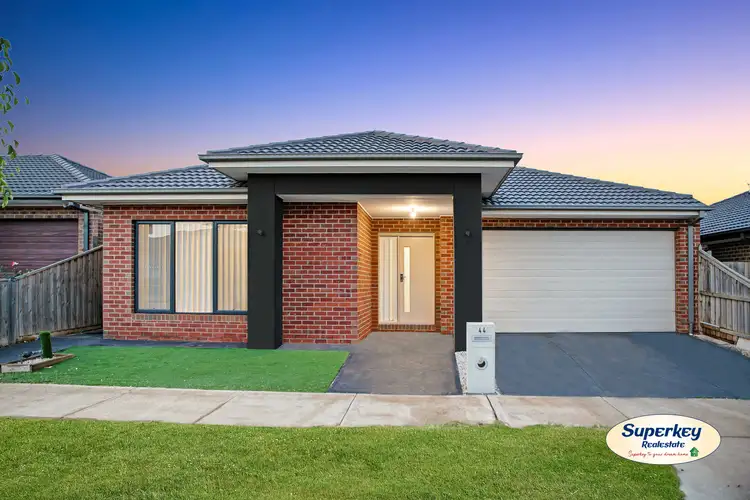 44 Restful Way, Rockbank VIC 3335