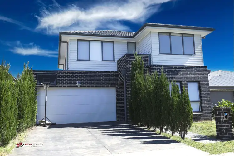 24 Navy Road, Jordan Springs NSW 2747